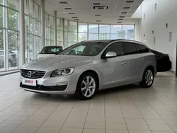 Srebrny Używany 2017 Volvo V60 Kombi | 49 900 zł (Dobra cena)