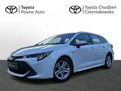 Biały Używany 2019 Toyota Corolla Comfort Kombi | 69 900 zł (Dość drogi)