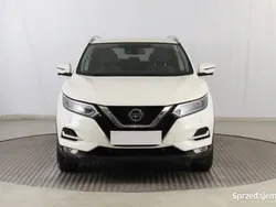 Biały Używany 2019 Nissan Qashqai SUV | 76 999 zł (Uczciwa cena)