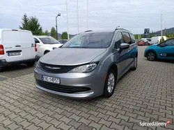 Srebrny (metalik) Używany 2020 Chrysler Pacifica SUV | 98 000 zł (Super Cena)