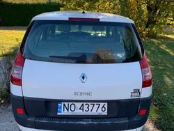 Biały Używany 2004 Renault Grand Scénic II Minivan | 3500 zł (Dobra cena)