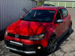 Czerwony Używany 2011 VW Polo Hatchback | 18 650 zł (Uczciwa cena)