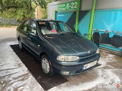 Zielony Używany 1998 Fiat Albea Sedan/Limuzyna | 2800 zł
