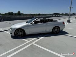 Biały Używany 2011 BMW 320 Cabriolet Kabriolet | 50 500 zł
