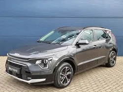 Szary Nowe 2025 Kia Niro SUV | 134 400 zł (Uczciwa cena)