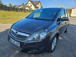 Szary (metalik) Używany 2014 Opel Zafira Minivan | 23 800 zł (Dobra cena)