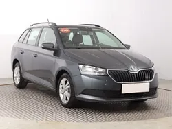 Szary Używany 2021 Skoda Fabia Kombi | 37 499 zł (Uczciwa cena)
