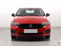 Czerwony Używany 2020 Fiat Tipo Sedan/Limuzyna | 39 999 zł (Uczciwa cena)