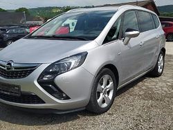 Srebrny Używany 2013 Opel Zafira Minivan | 31 700 zł (Uczciwa cena)