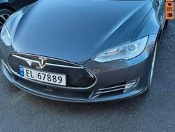 Szary Używany 2015 Tesla Model S Sedan/Limuzyna | 80 000 zł