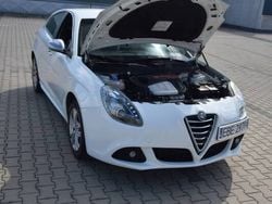 Używany 2013 Alfa Romeo Giulietta Hatchback | 22 000 zł (Dobra cena)