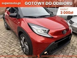 Czerwony Nowe 2025 Toyota Aygo Executive Hatchback | 82 900 zł (Drogi)