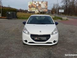 Biały Używany 2014 Peugeot 208 Hatchback | 19 800 zł (Uczciwa cena)