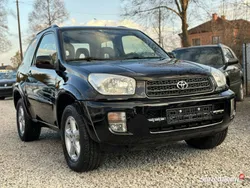 Czarny Używany 2004 Toyota RAV4 SUV | 29 900 zł (Dość drogi)
