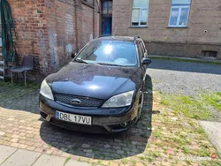 Czarny Używany 2002 Ford Mondeo ST Kombi | 10 500 zł