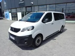Biały Używany 2022 Peugeot Traveller Active Minivan | 114 900 zł