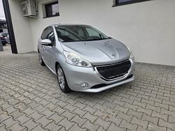 Srebrny Używany 2013 Peugeot 208 Hatchback | 16 900 zł (Uczciwa cena)