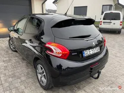 Używany 2015 Peugeot 208 Hatchback | 22 600 zł (Uczciwa cena)