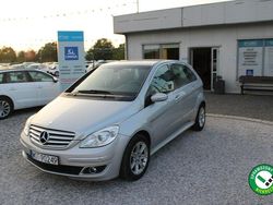 Srebrny Używany 2008 Mercedes B180 Minivan | 18 900 zł (Uczciwa cena)