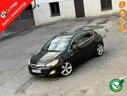 Czarny (metalik) Używany 2011 Opel Astra Cosmo Hatchback | 25 900 zł (Uczciwa cena)