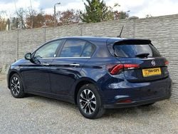 Granatowy Używany 2019 Fiat Tipo Hatchback | 38 800 zł (Uczciwa cena)