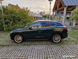Zielony Używany 2021 Alfa Romeo Stelvio SUV | 98 000 zł