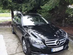 Czarny Używany 2013 Mercedes E300 Kombi | 56 900 zł
