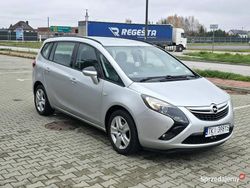 Srebrny Używany 2015 Opel Zafira Minivan | 32 900 zł (Dobra cena)