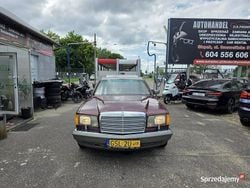 Bordowy Używany 1986 Mercedes 300 Sedan/Limuzyna | 47 990 zł