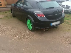 Czarny Używany 2009 Opel Astra Coupe | 9500 zł (Dobra cena)