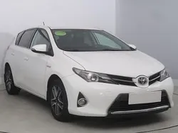 Biały Używany 2014 Toyota Auris Hatchback | 44 999 zł (Uczciwa cena)