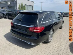 Czarny (metalik) Używany 2015 Mercedes C250 Kombi | 31 900 zł