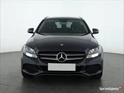 Czarny Używany 2016 Mercedes C200 Kombi | 56 999 zł (Dobra cena)