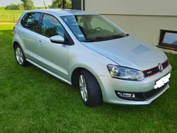 Srebrny Używany 2011 VW Polo Hatchback | 24 000 zł (Uczciwa cena)