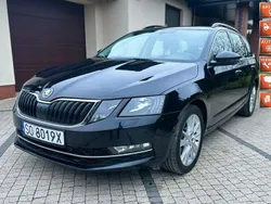 Czarny Używany 2018 Skoda Octavia Kombi | 46 900 zł (Uczciwa cena)