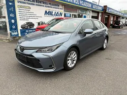 Szary (metalik) Używany 2022 Toyota Corolla Sedan/Limuzyna | 45 500 zł