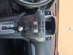 Inny kolor Używany 2005 Opel Zafira Minivan | 8500 zł (Uczciwa cena)