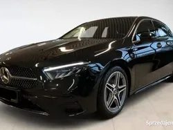 Czarny Nowe 2025 Mercedes A200 Advanced Plus Hatchback | 146 765 zł