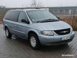 Niebieski Używany 2003 Chrysler Town & Country Van | 7700 zł