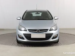 Srebrny Używany 2014 Opel Astra Hatchback | 29 999 zł (Dobra cena)