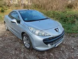 Używany 2008 Peugeot 207 CC Kabriolet | 13 500 zł (Dość drogi)