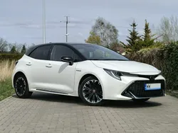 Biały (metalik, perła) Używany 2020 Toyota Corolla Hatchback | 84 900 zł (Drogi)