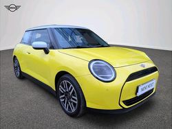 Sunny side yellow Używany 2023 Mini Cooper Hatchback | 121 900 zł