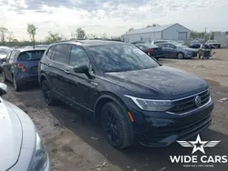 Czarny (metalik) Używany 2022 VW Tiguan R-line SUV | 81 000 zł