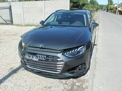 Czarny Używany 2024 Audi A4 Kombi | 75 900 zł