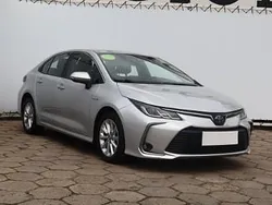 Srebrny Używany 2019 Toyota Corolla Sedan/Limuzyna | 76 999 zł (Uczciwa cena)