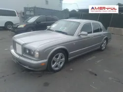 Srebrny Używany 2001 Bentley Arnage Sedan/Limuzyna | 90 000 zł