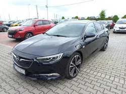 Niebieski Używany 2017 Opel Insignia Elite | 83 900 zł (Uczciwa cena)