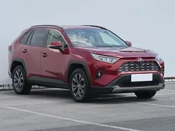 Czerwony Używany 2022 Toyota RAV4 SUV | 139 999 zł (Dość drogi)