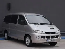 Inny kolor Używany 2005 Hyundai H-1 Minivan | 18 950 zł